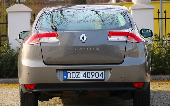 Renault Laguna cena 18800 przebieg: 177098, rok produkcji 2009 z Dzierżoniów małe 667